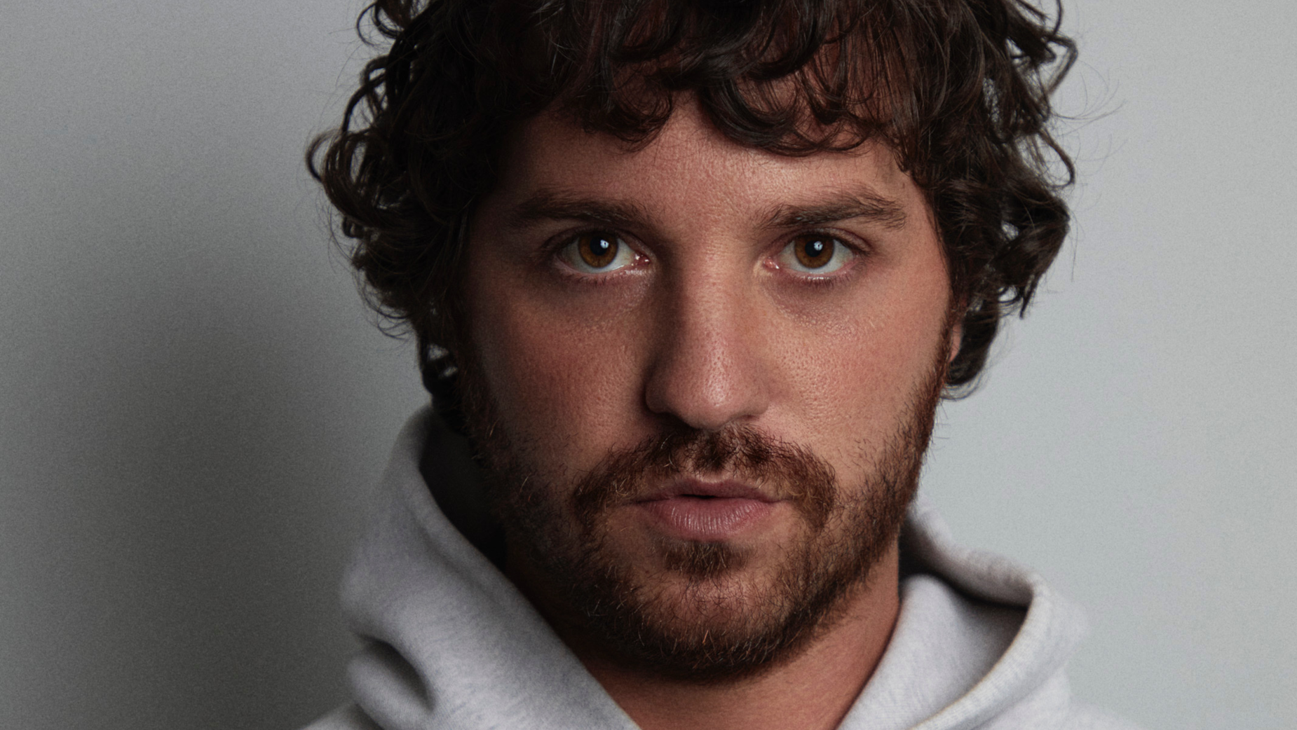 Fashion Designer and Filmmaker Eli Russell Linnetz Signs with PRETTYBIRD