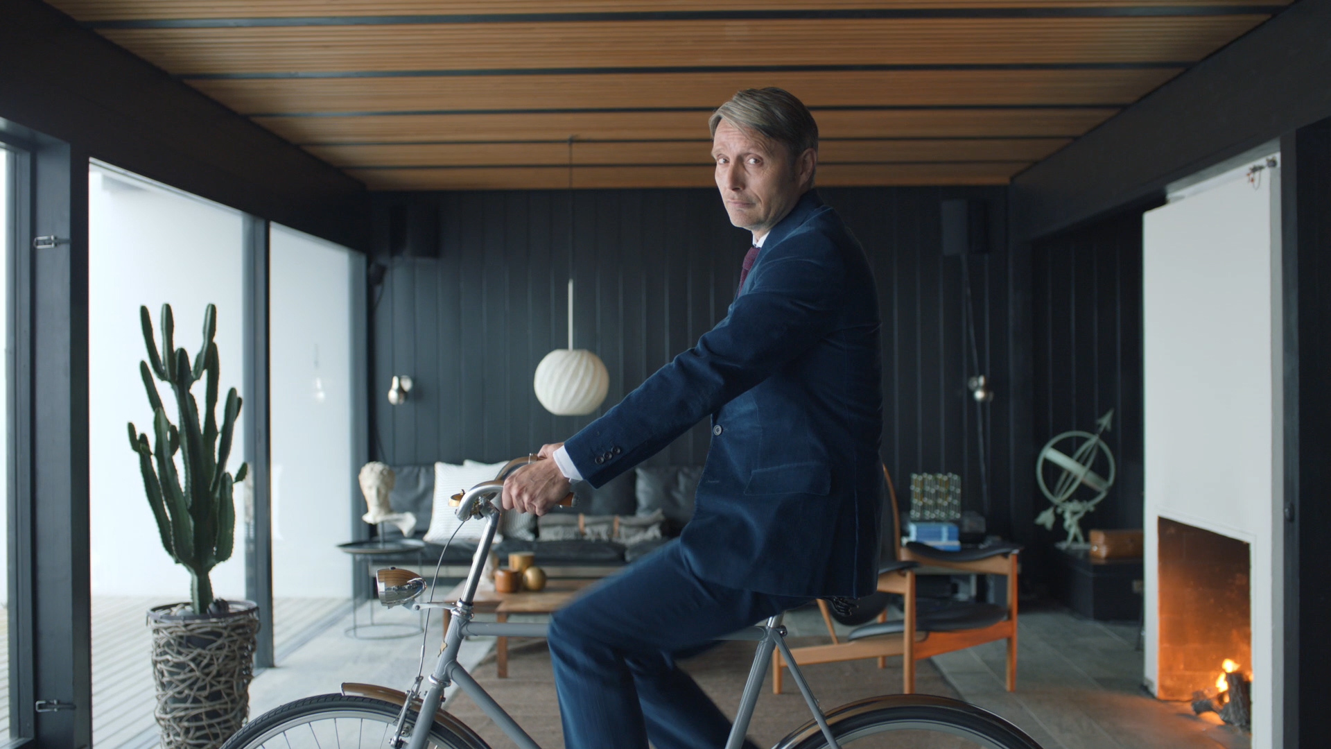 Mads Mikkelsen Considers the Commute in Carlsberg Campaign | LBBOnline