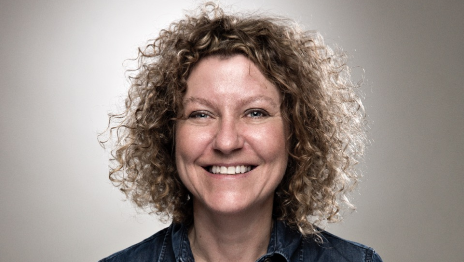 Production Line: Becoming the Master of Zoom with Valerie Hope