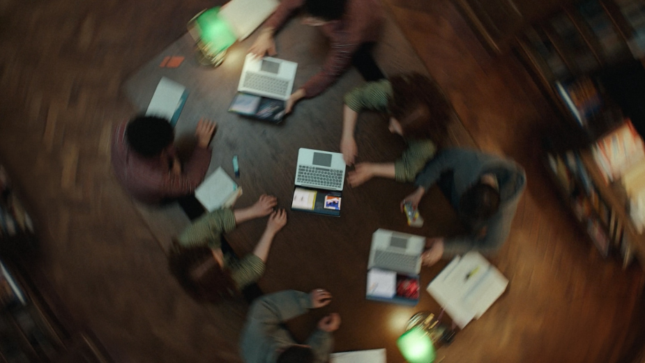 Droga5 Sees Double in Debut Windows Campaign | LBBOnline